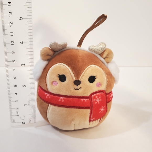 Squishmallows - Darla the Reindeer - Picture 5 of 5
